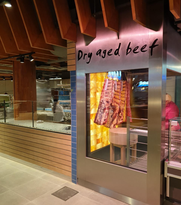 About The Aging Room Dry Ager Himalayan Salt Chamber